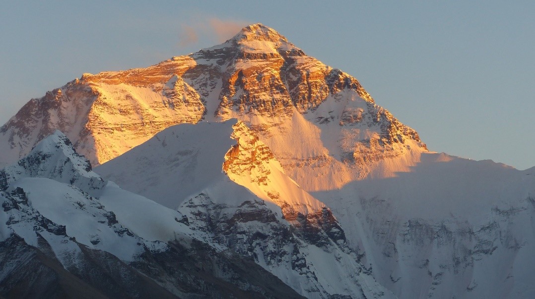 Kisah Heroik Tenzing Norgay untuk Hillary Edmund Saat Menaklukan Puncak Gunung Everest (kisah Harga Diri yang tinggi dan sebuah 